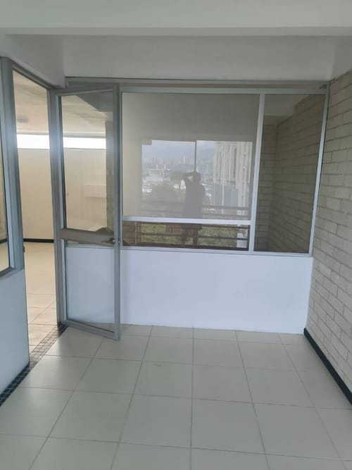Oficina en arriendo en Las Vegas, Envigado, 92 m² · foto 5 de 11