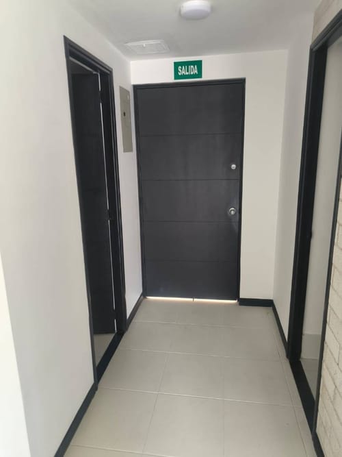 Oficina en arriendo en Las Vegas, Envigado, 92 m² · foto 9 de 11