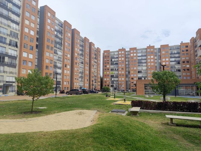 Apartamento de 2 alcobas en venta en El Cortijo, Madrid, 46 m² · foto 14 de 20