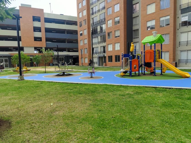 Apartamento de 2 alcobas en venta en El Cortijo, Madrid, 46 m² · foto 19 de 20