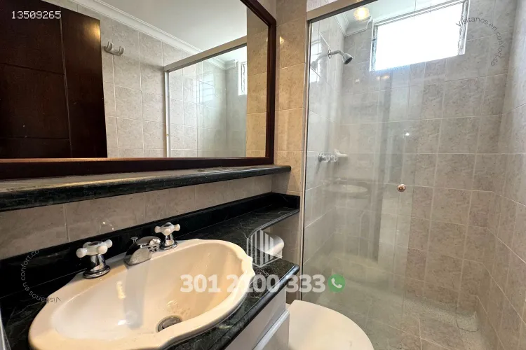 Apartamento de 3 alcobas en arriendo en Loma De Los Bernal, Medellín, 80 m² · foto 10 de 24