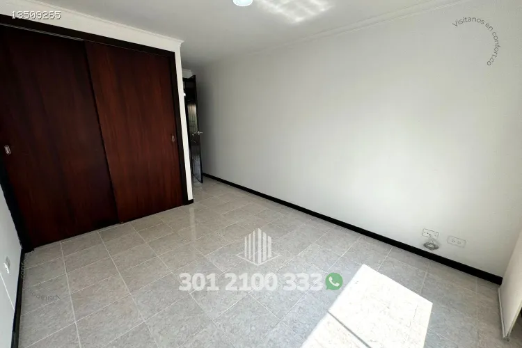 Apartamento de 3 alcobas en arriendo en Loma De Los Bernal, Medellín, 80 m² · foto 12 de 24