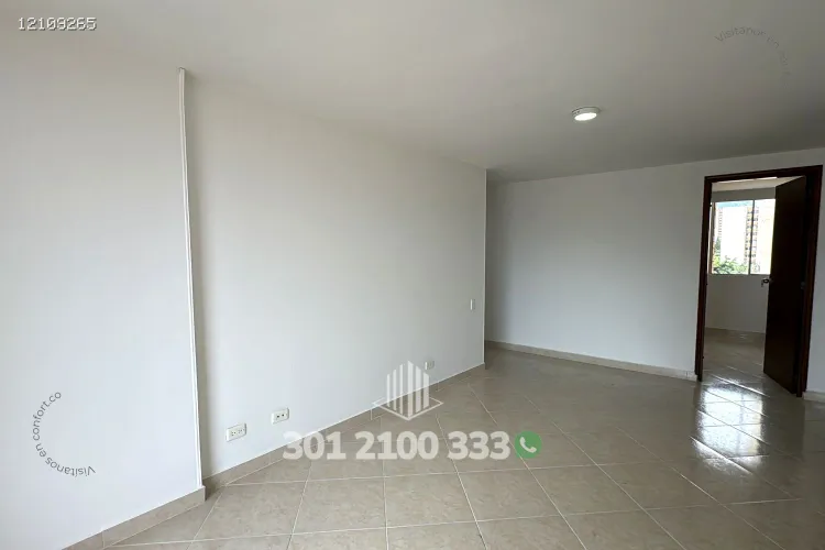 Apartamento de 3 alcobas en arriendo en Loma De Los Bernal, Medellín, 78 m² · foto 3 de 24