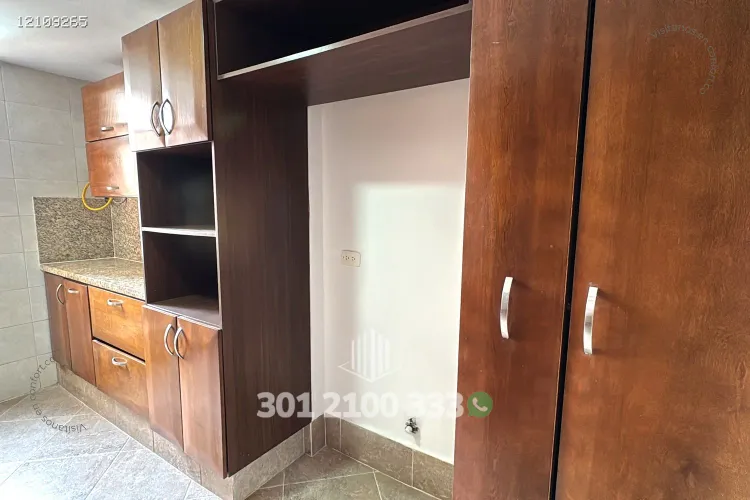 Apartamento de 3 alcobas en arriendo en Loma De Los Bernal, Medellín, 78 m² · foto 10 de 24