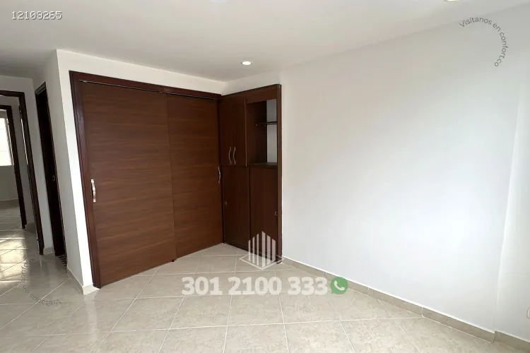 Apartamento de 3 alcobas en arriendo en Loma De Los Bernal, Medellín, 78 m² · foto 14 de 24