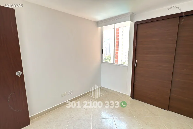 Apartamento de 3 alcobas en arriendo en Loma De Los Bernal, Medellín, 78 m² · foto 21 de 24