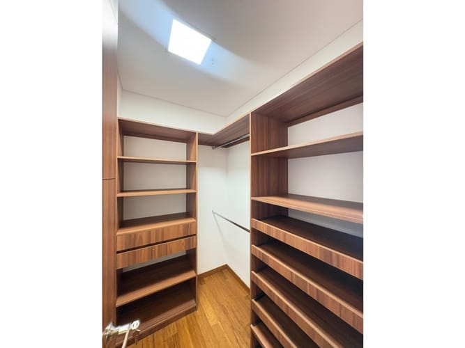 Apartamento de 4 alcobas en arriendo en El Poblado, Medellín, 200 m² · foto 15 de 22