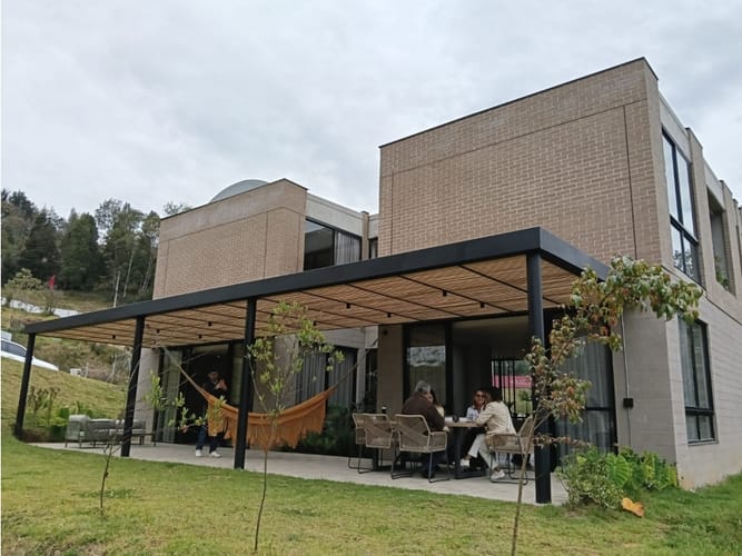 Casa de 3 alcobas en venta en Altos Del Escobero, El Retiro, 242 m² · foto 5 de 24