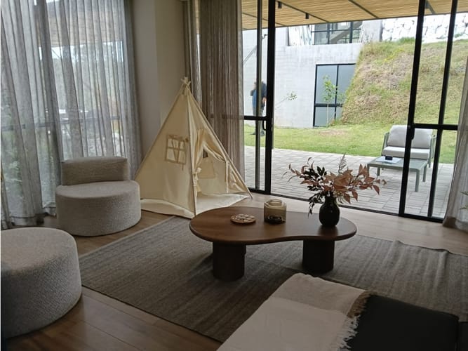 Casa de 3 alcobas en venta en Altos Del Escobero, El Retiro, 242 m² · foto 14 de 24