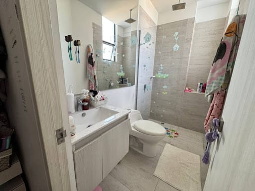 Apartamento de 3 alcobas en venta en Las Lomas No.1, Medellín, 162 m² · foto 18 de 21