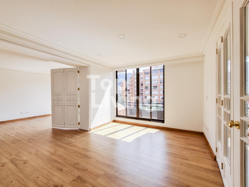 Apartamento en venta en Santa Barbara Central, Bogotá · foto 5 de 24