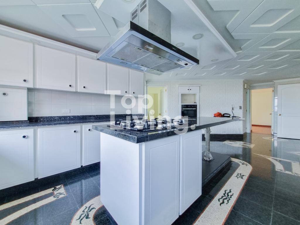 Apartamento en venta en Santa Barbara Central, Bogotá · foto 11 de 24
