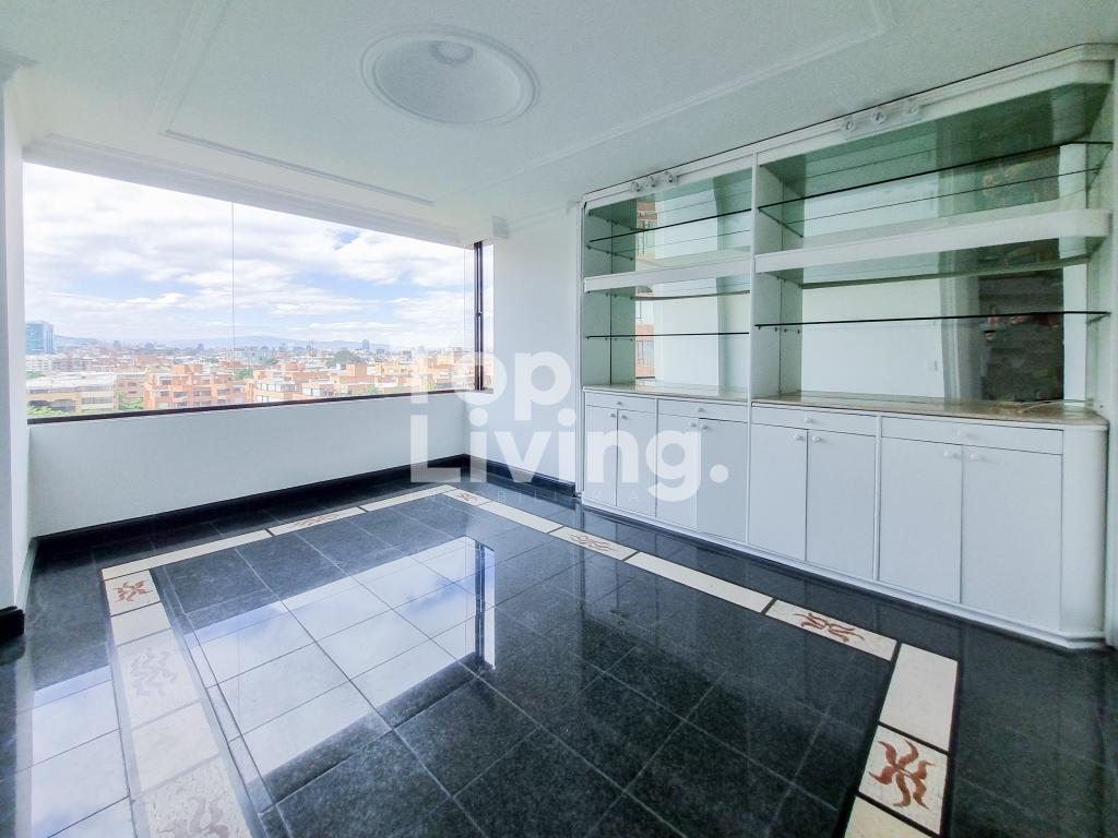 Apartamento en venta en Santa Barbara Central, Bogotá · foto 13 de 24
