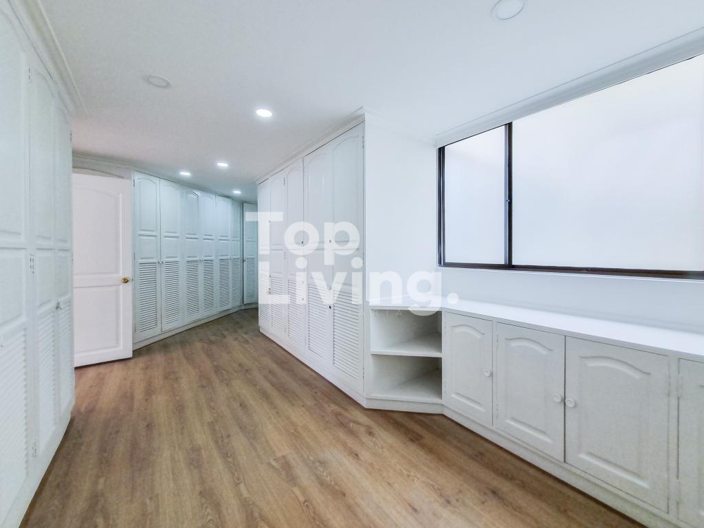 Apartamento en venta en Santa Barbara Central, Bogotá · foto 18 de 24