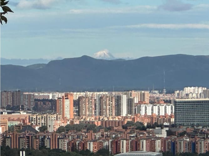 Apartamento de 4 alcobas en venta en Chico, Bogotá, 170 m² · foto 16 de 17