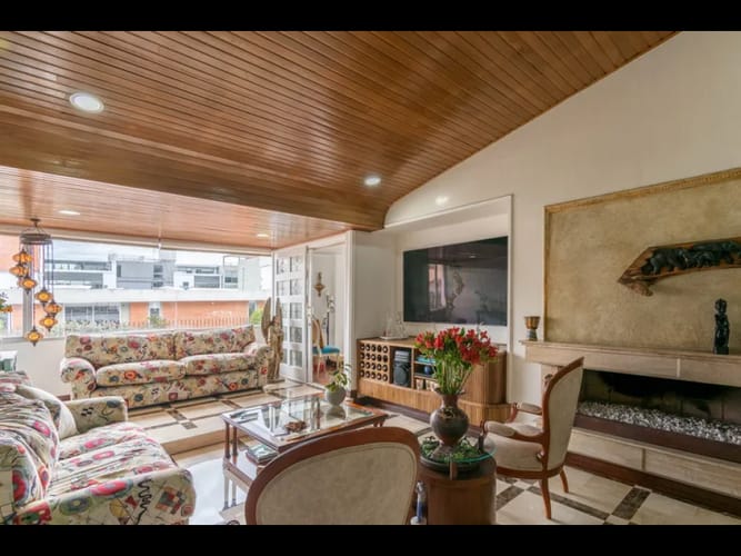 Apartamento de 4 alcobas en venta en Escuela De Infanteria, Bogotá, 224 m² · foto 3 de 24
