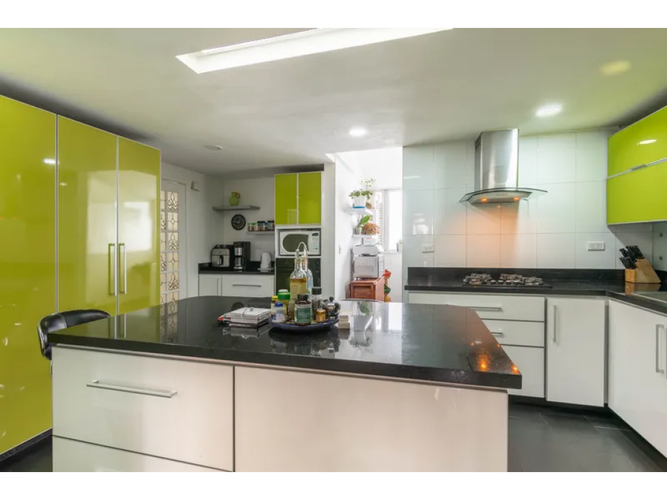 Apartamento de 4 alcobas en venta en Escuela De Infanteria, Bogotá, 224 m² · foto 9 de 24