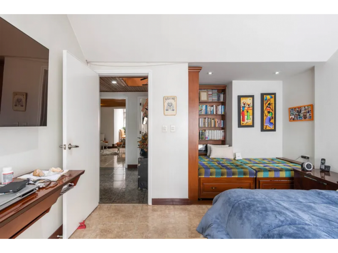 Apartamento de 4 alcobas en venta en Escuela De Infanteria, Bogotá, 224 m² · foto 20 de 24