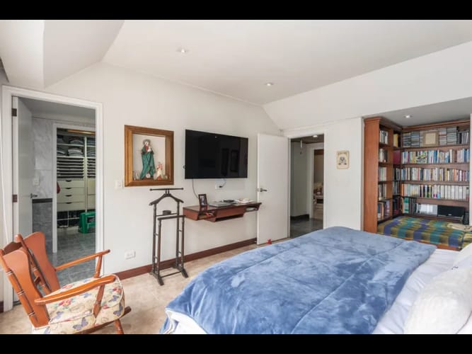 Apartamento de 4 alcobas en venta en Escuela De Infanteria, Bogotá, 224 m² · foto 22 de 24