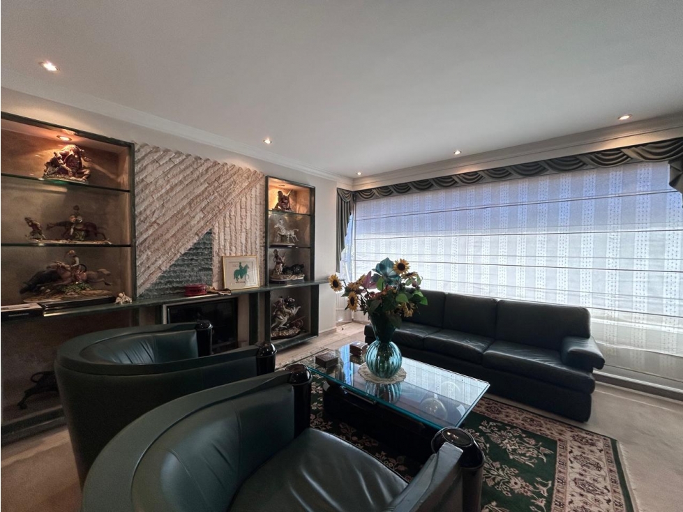 Apartamento en arriendo en La Carolina, Bogotá · foto 3 de 24