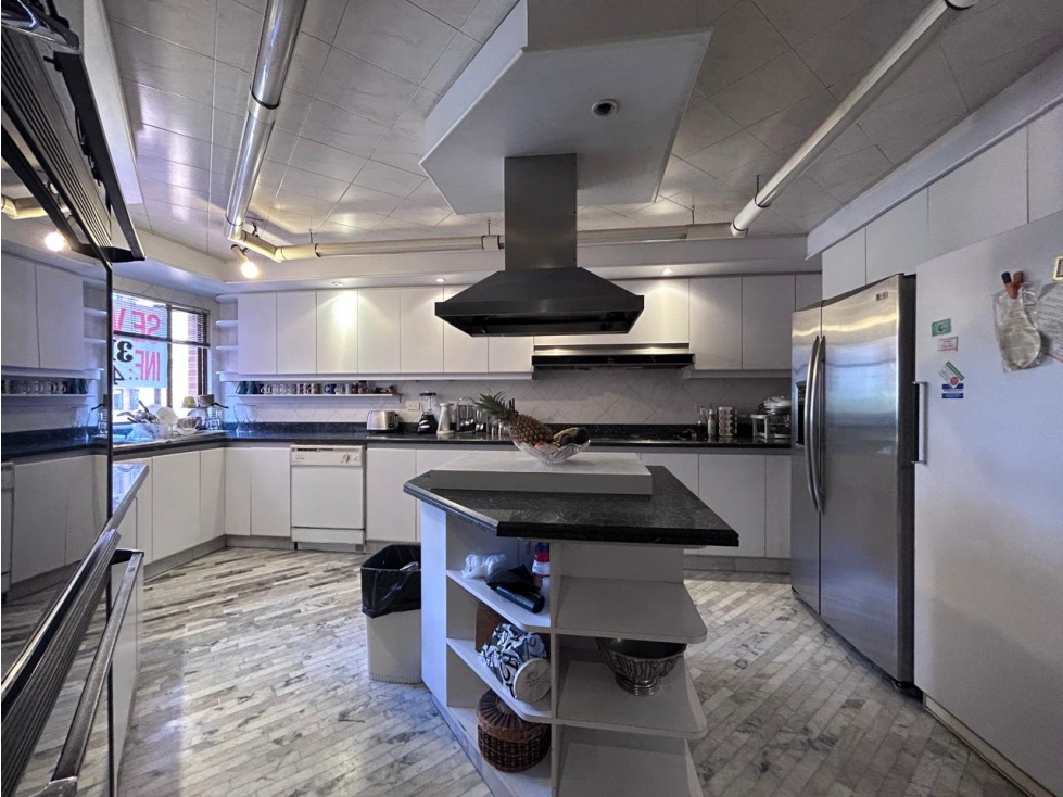 Apartamento en arriendo en La Carolina, Bogotá · foto 4 de 24