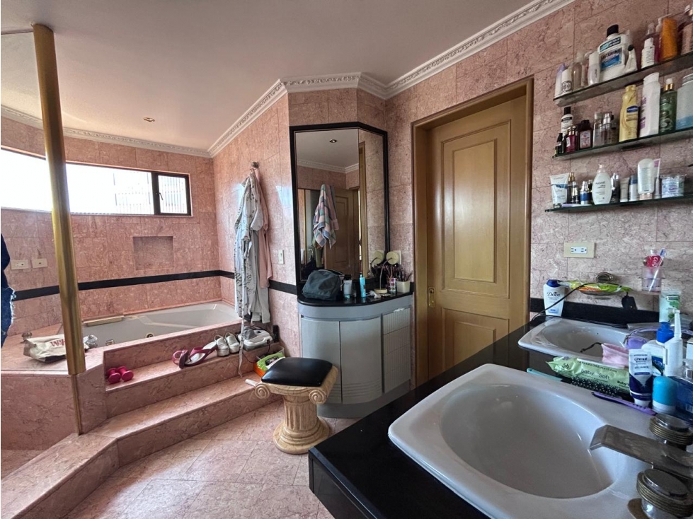 Apartamento en arriendo en La Carolina, Bogotá · foto 14 de 24