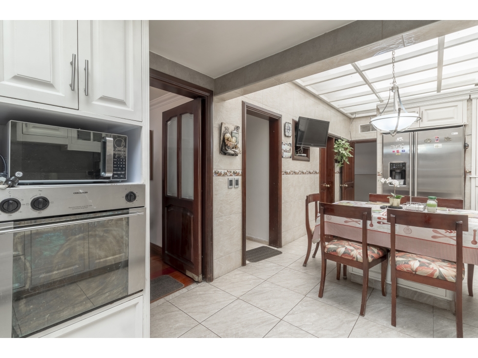 Casa en venta en La Carolina, Bogotá · foto 6 de 24