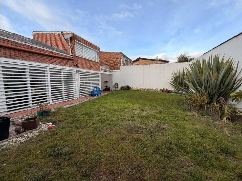 Casa en venta en Niza, Bogotá · foto 5 de 18