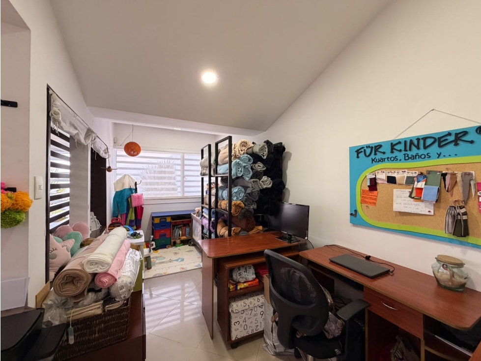 Casa en venta en Niza, Bogotá · foto 12 de 18