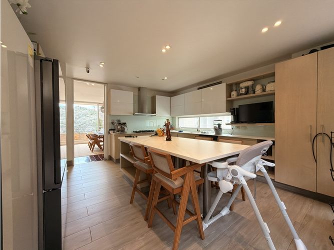 Casa de 5 alcobas en venta en Cerros De Niza, Bogotá, 410 m² · foto 10 de 24