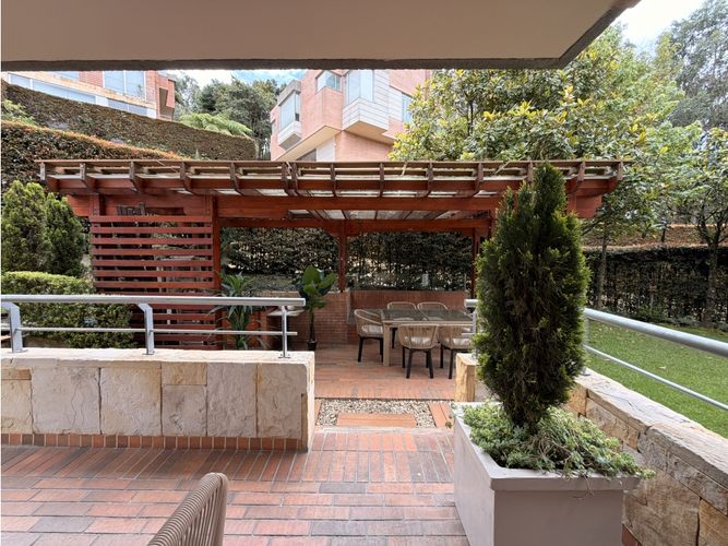 Casa de 5 alcobas en venta en Cerros De Niza, Bogotá, 410 m² · foto 15 de 24