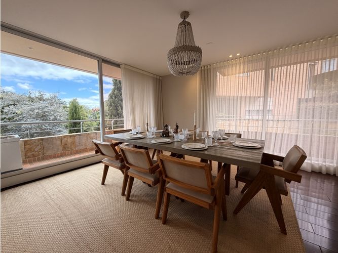 Casa de 5 alcobas en venta en Cerros De Niza, Bogotá, 410 m² · foto 20 de 24