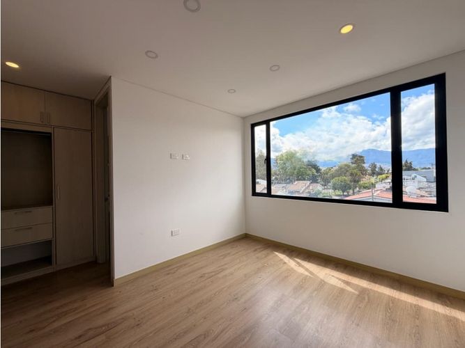 Apartamento de 2 alcobas en venta en Salitre Greco, Bogotá, 82 m² · foto 6 de 18