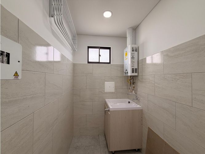 Apartamento de 2 alcobas en venta en Salitre Greco, Bogotá, 82 m² · foto 8 de 18
