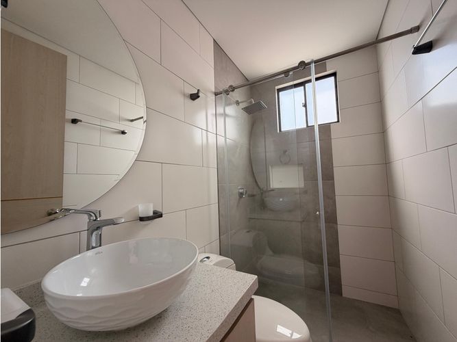 Apartamento de 2 alcobas en venta en Salitre Greco, Bogotá, 82 m² · foto 16 de 18