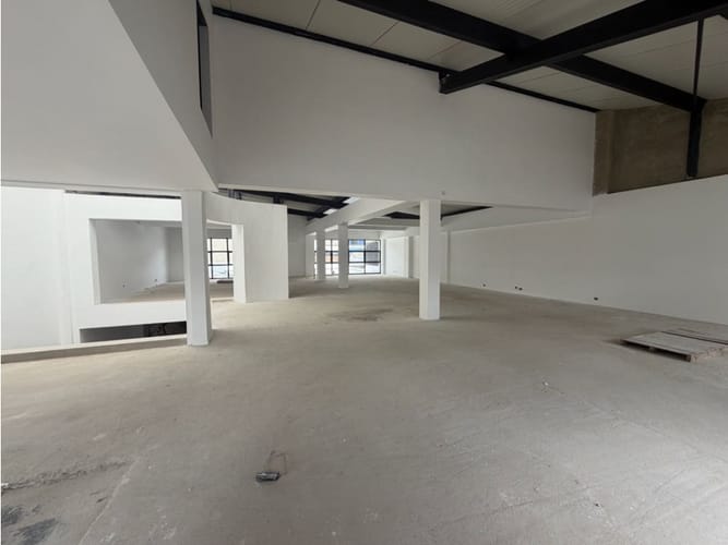 Casa en venta en La Magdalena, Bogotá, 403 m² · foto 12 de 12