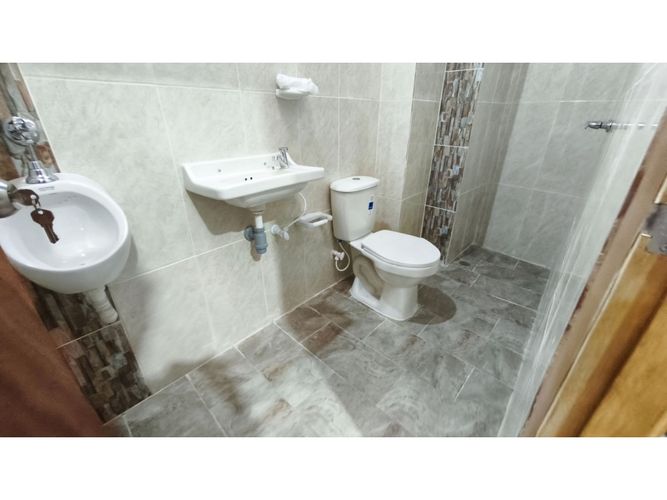 Bodega en arriendo en Calle Larga, Sabaneta, 200 m² · foto 9 de 9