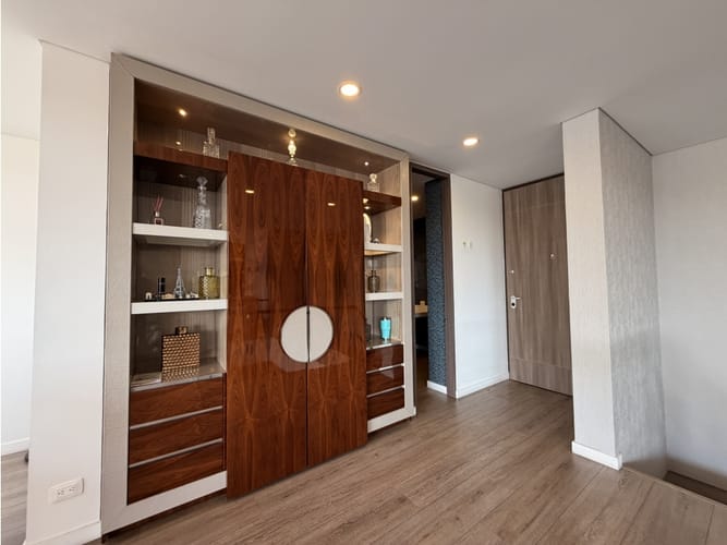 Apartamento de 4 alcobas en venta en Bella Suiza, Bogotá, 313 m² · foto 5 de 21