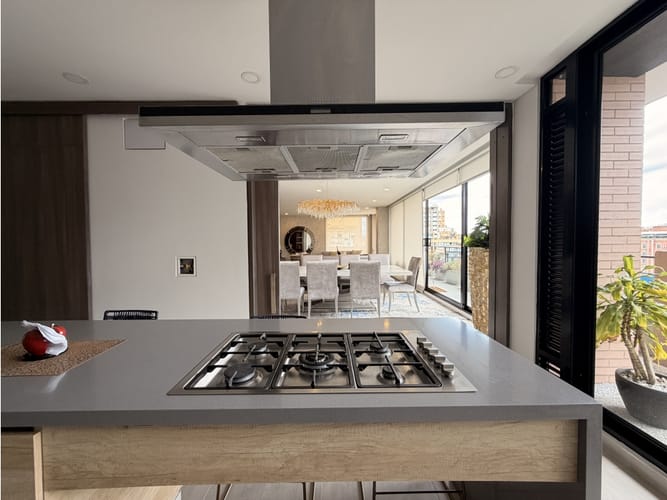 Apartamento de 4 alcobas en venta en Bella Suiza, Bogotá, 313 m² · foto 8 de 21