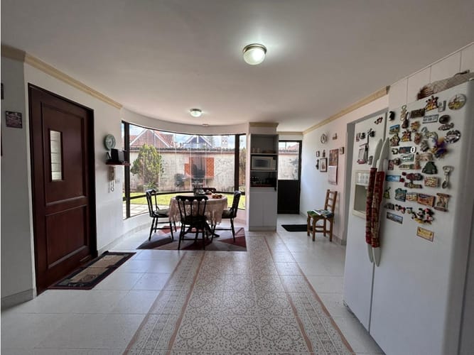 Casa de 4 alcobas en venta en San Jose De Bavaria, Bogotá, 420 m² · foto 6 de 24