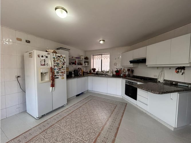 Casa de 4 alcobas en venta en San Jose De Bavaria, Bogotá, 420 m² · foto 7 de 24