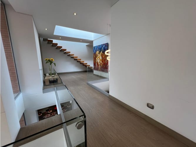 Casa de 4 alcobas en venta en Cerros De Suba, Bogotá, 500 m² · foto 13 de 24