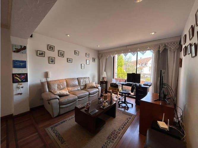 Casa de 4 alcobas en venta en San Jose De Bavaria, Bogotá, 420 m² · foto 13 de 24