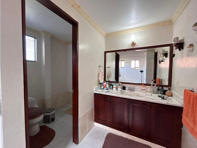 Casa de 4 alcobas en venta en San Jose De Bavaria, Bogotá, 420 m² · foto 14 de 24