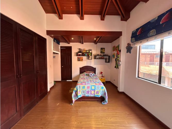 Casa de 4 alcobas en venta en San Jose De Bavaria, Bogotá, 420 m² · foto 20 de 24
