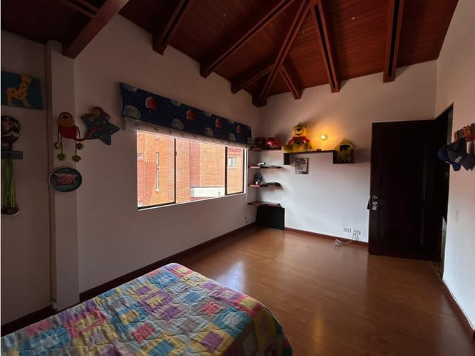 Casa de 4 alcobas en venta en San Jose De Bavaria, Bogotá, 420 m² · foto 22 de 24