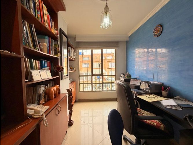 Casa de 3 alcobas en venta en Laura Vicuña, Chía, 272 m² · foto 3 de 21