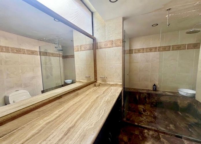 Apartamento de 3 alcobas en venta en El Poblado, Medellín, 210 m² · foto 11 de 24