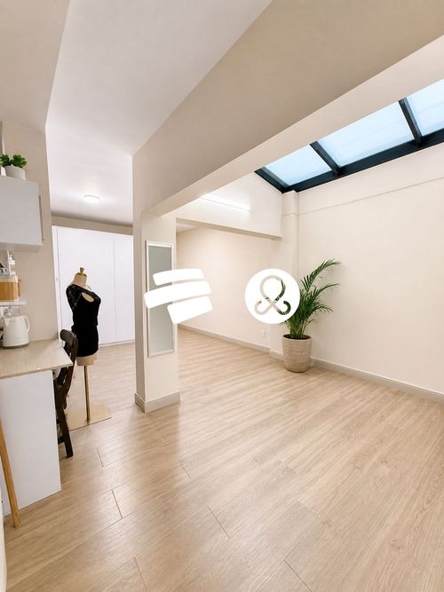 Casa de 6 alcobas en venta en Laureles, Medellín, 166 m² · foto 23 de 24
