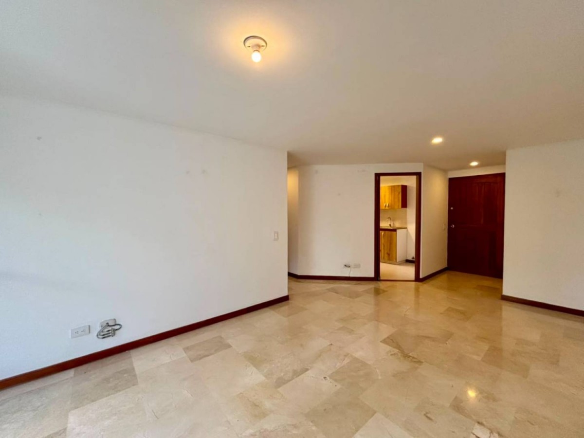 Apartamento de 2 habitaciones en arriendo en Loma del Campestre, Medellín — imagen 1 de 1